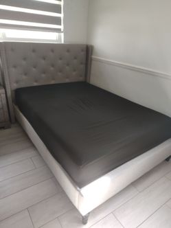 Bed Frame & Mattress, Full Size