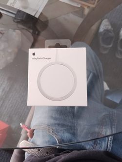 Apple iPhone Charger