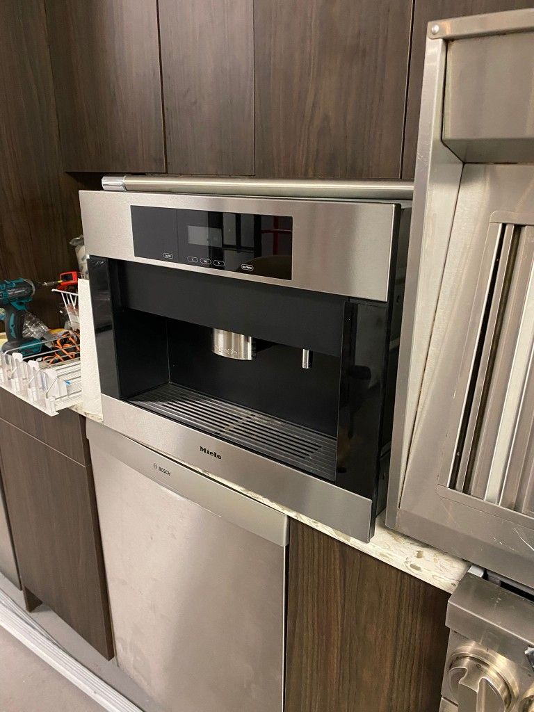Miele Coffee Maker 24"inch 
