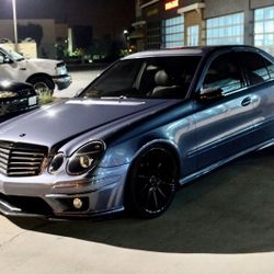 Mercedes Benz E320 AMG $4,000