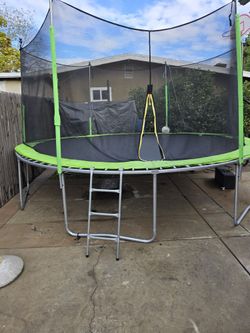 Trampoline