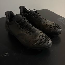 Black Adidas Predator Soccer Cleats 