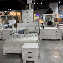 4PC Queen Bedroom Set