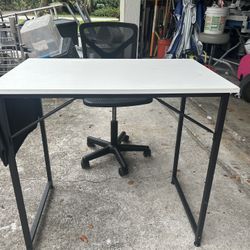 White And Black Desk With Adjustable Chair