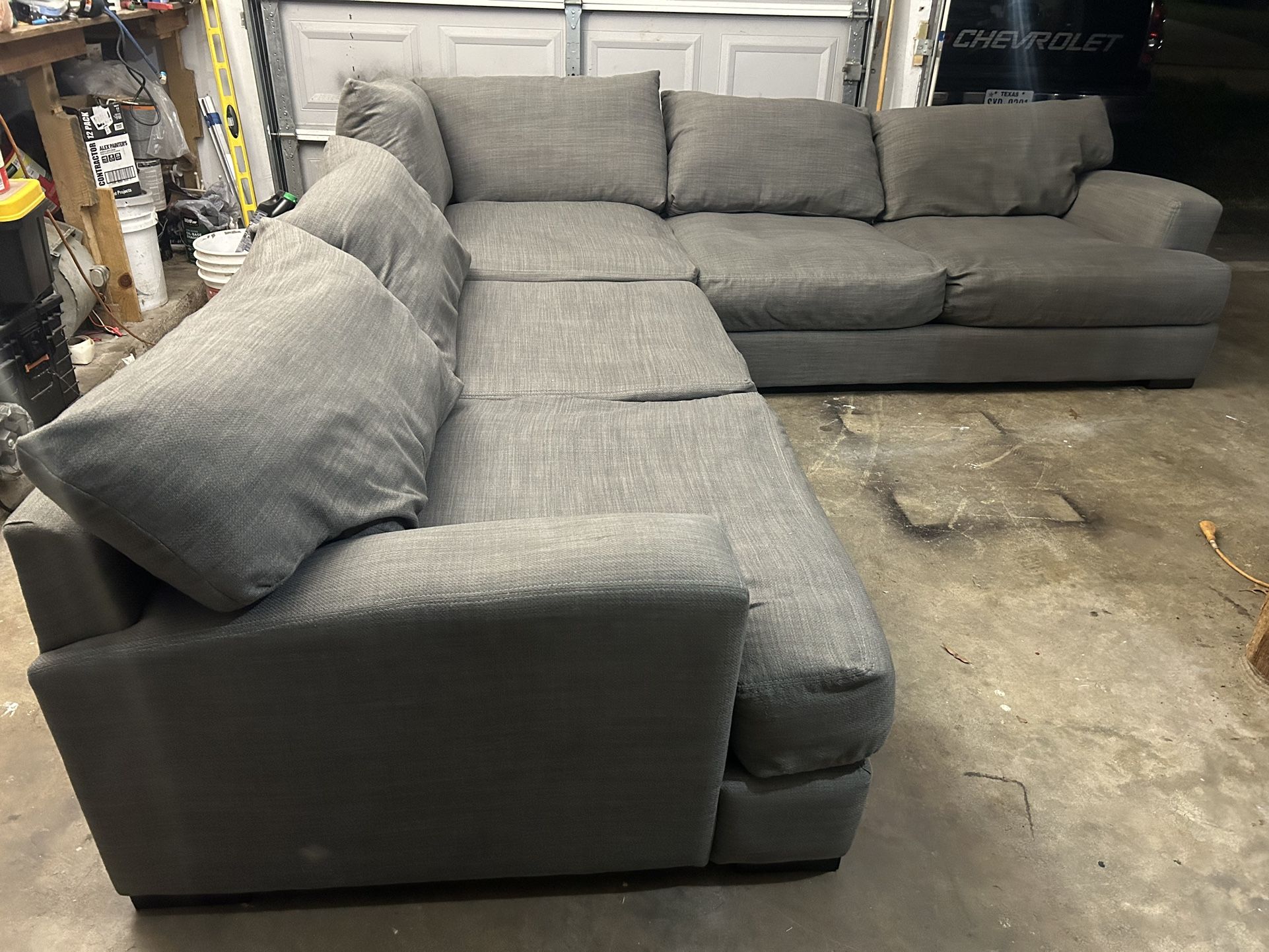 Like New Jonathan Louis Carlin Sectional 3 Piece Grey Sofa - Retails $2499 - Delivery available 🚚