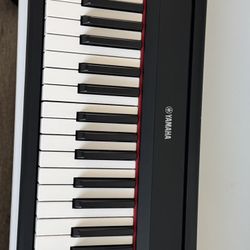 Yamaha 61 Key Keyboard 