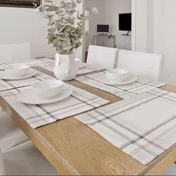 Dining Room Table With Chairs 