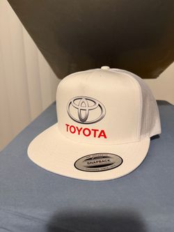 Cap logo Toyota