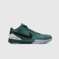 Kobe IV 4 Protro “Girl Dad” Size 11