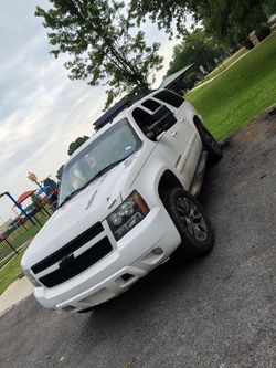 07 Chevy suburban 4X4