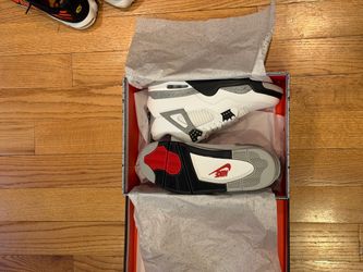 Air Jordan 4 White Cement Size 10.5 DS
