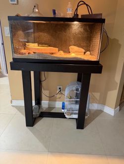 Tank stand