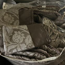 Queen Size Conforter - Complete Set