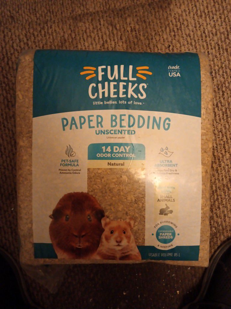 Full Cheeks Unscented Paper Bedding 