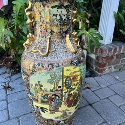 Large Japanese Royal Satsuma Hand Painted Tall Palace Floor Vase 