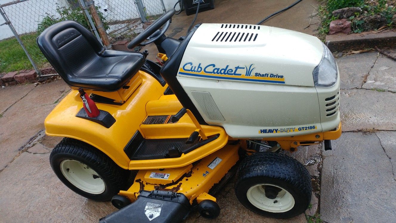 Cub Cadet lawn tractor riding mower 44"