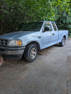 1998 Ford F-150 Pickup needs head gasket