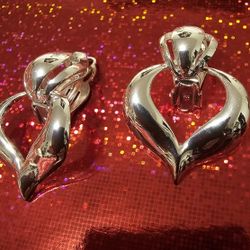 $10.00 - Heartshaped Clip Earrings, NEW in Red Gift Box!