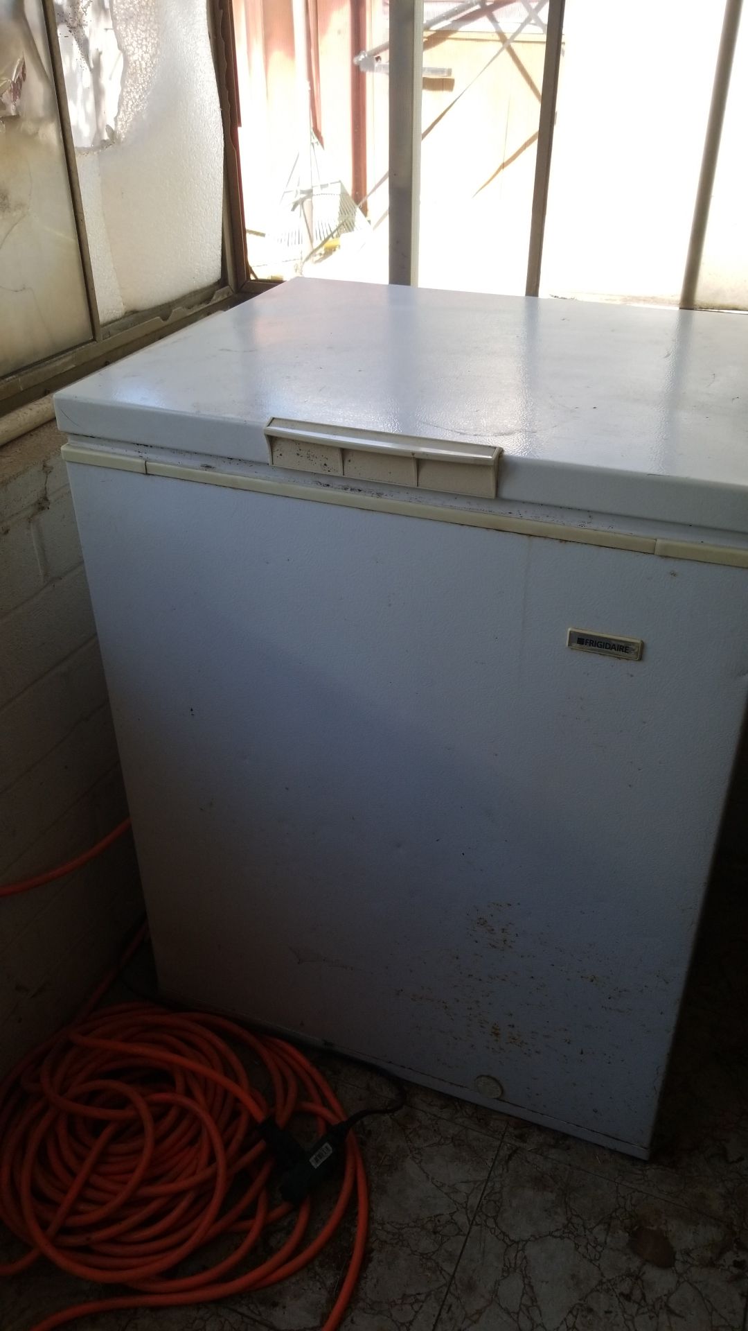 Frigidaire 5 cubic feet chest freezer