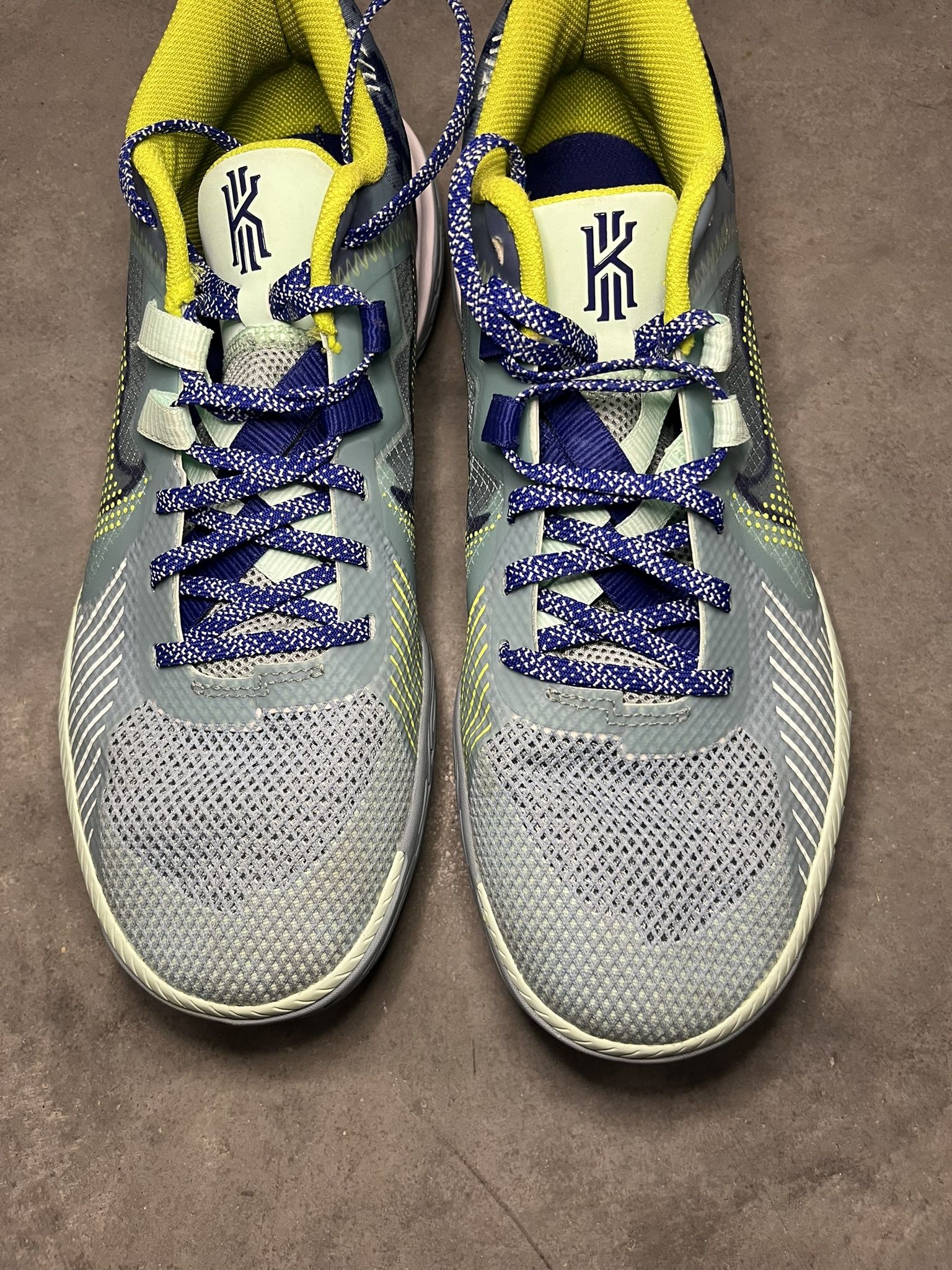 Size 11 - Nike Kyrie Flytrap 5 Ocean Cube