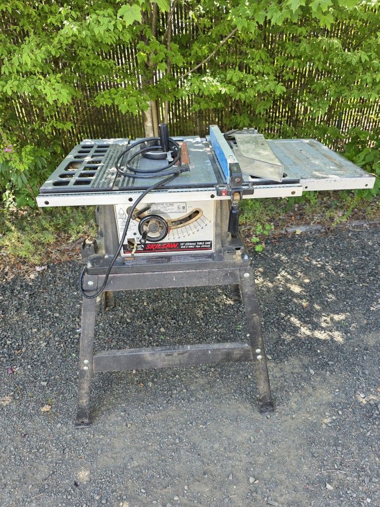 Skilsaw Tablesaw