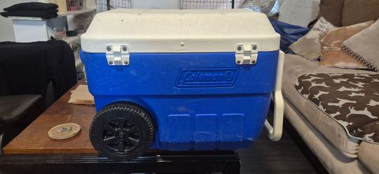 Coleman 38qt Rolling Cooler