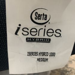 King  Serta iSeries 1000 Hybrid Floor Model- U Haul- Still New