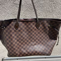 Louis Vuitton Never Full (large) Hand Bag 