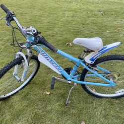 24” Girls Bike Moxie Novara