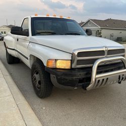 Dodge Ram 3500 12valve Cummins