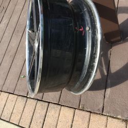20” 9.5 front and 10.5 rear came off a bmw 5x120mm. $800 serious buyers