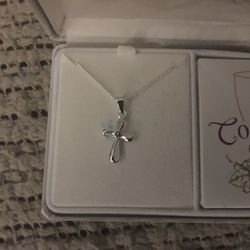 Nice silver cross necklace only $15 new