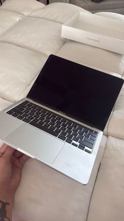 MacBook Pro apple