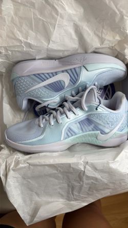 sabrina ionescu shoes
