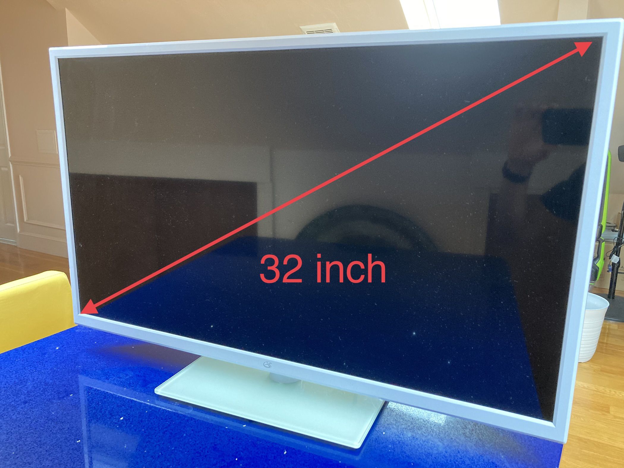 32 Inch LCD TV + DVD combo
