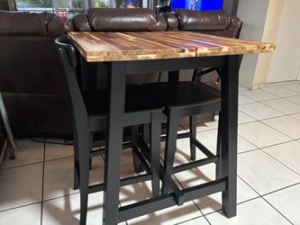 Moderno juego de comedor, mesa con 2 sillas
