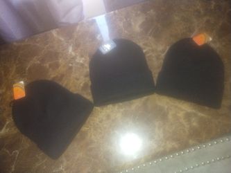 BEANIE BUNDLE AVAILABLE‼️