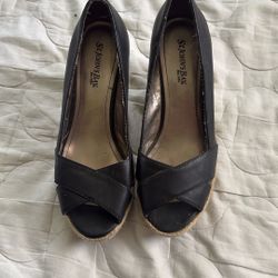 Used Open Toe Black Wedges 