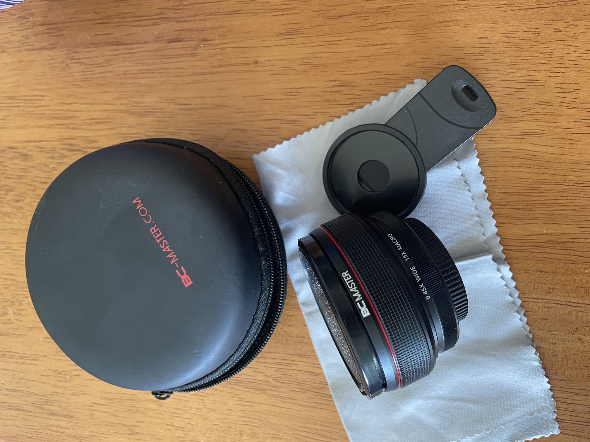 Phone clip-on lens kit