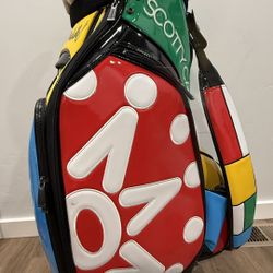 2017 Scotty Cameron Window Pane Staff Bag & Covers