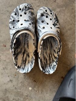 Crocs Size 15