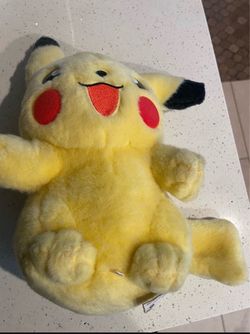 1998  Pikachu plush toy collectible