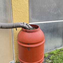 Rain barrel