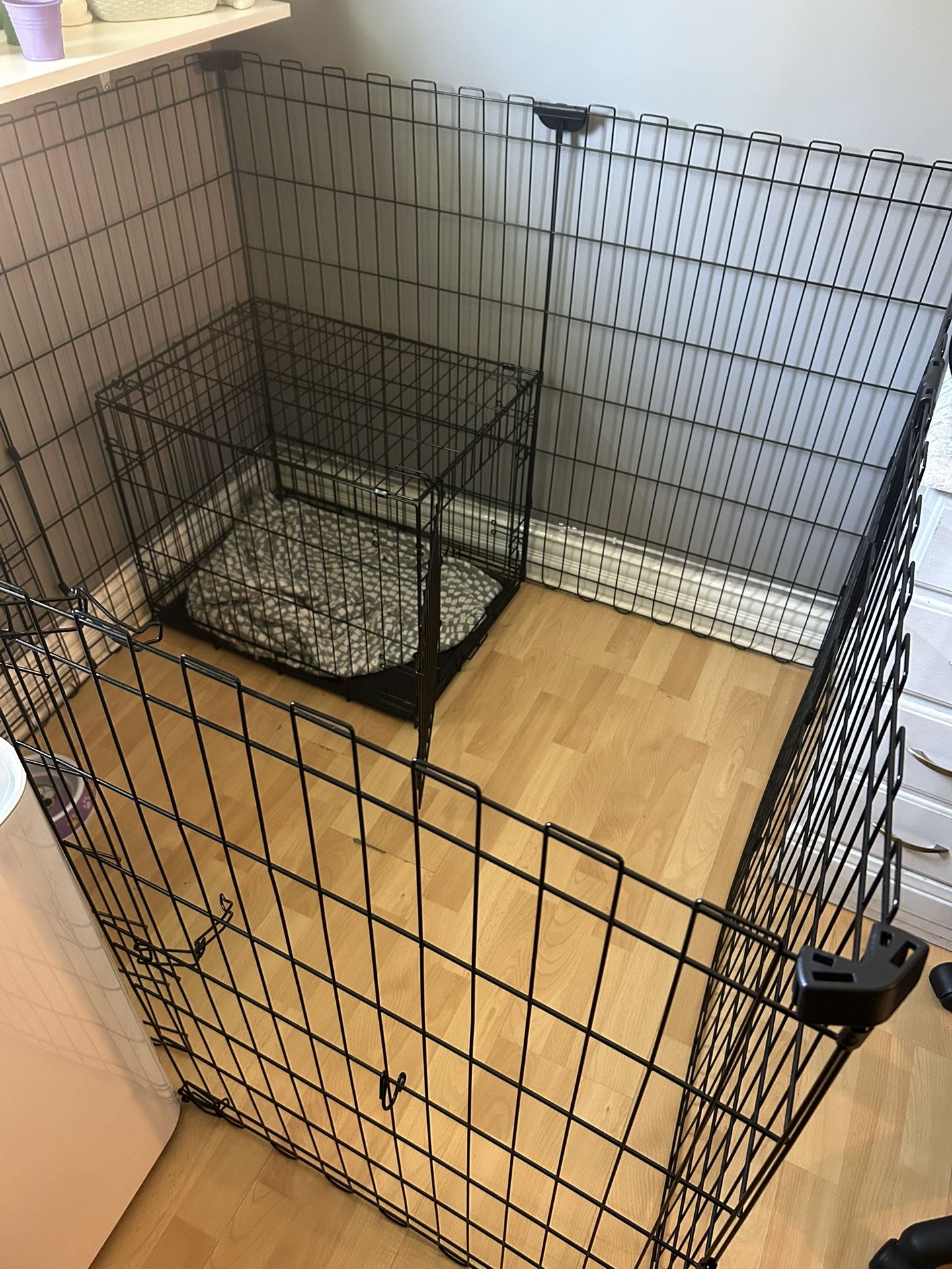 Dog Cage Including The One Inside
