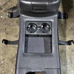 Tahoe Center Console 07-13   $100