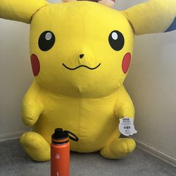 Giant Pikachu 3.2ft 