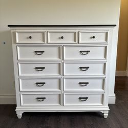 Gorgeous Tallboy dresser 
