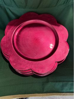11 pink plates