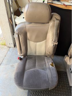 00-06 Yukon/Tahoe Driver Seat