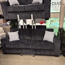Beautiful Sofa Set 